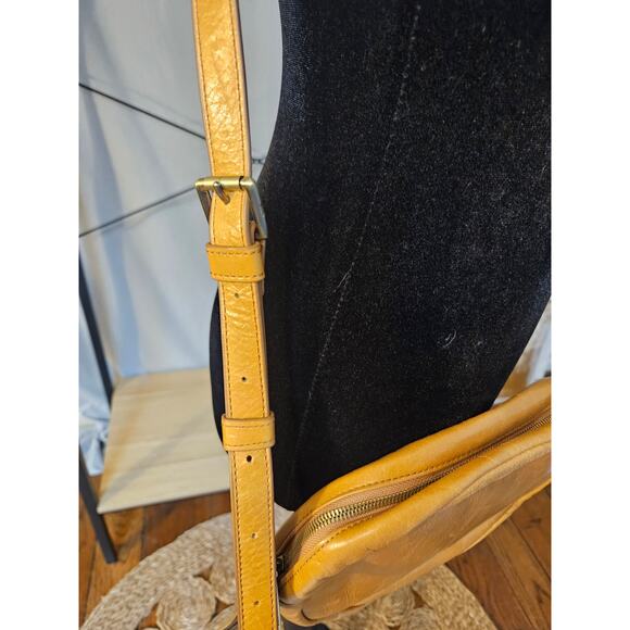 Hobo Genuine Leather Camel Round Crossbody Bag - Picture 7 of 7